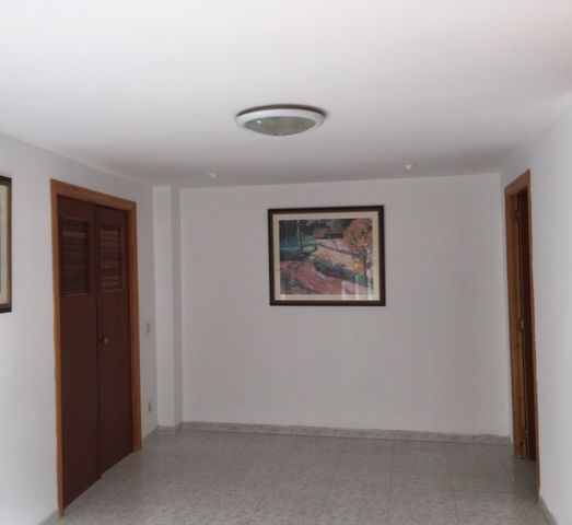 INMOBILIARIA EMILIO GARCIA BLAY puertas de habitaciones